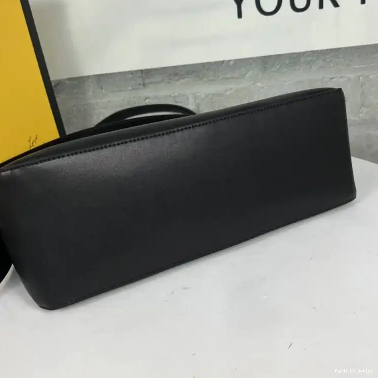 Affordable HOT Leather Shoulder Calf Zip Bag In O'Lock Fendi Black 0626